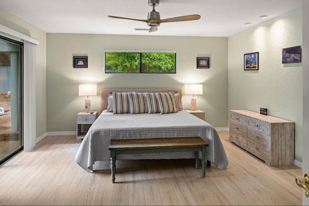 Spacious W Sedona 4 Bedroom Contemporary House! Exterior photo