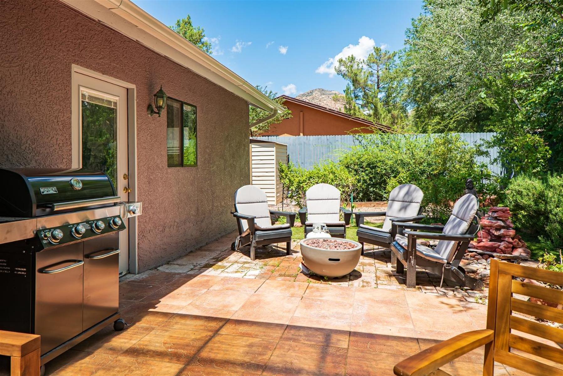 Spacious W Sedona 4 Bedroom Contemporary House! Exterior photo